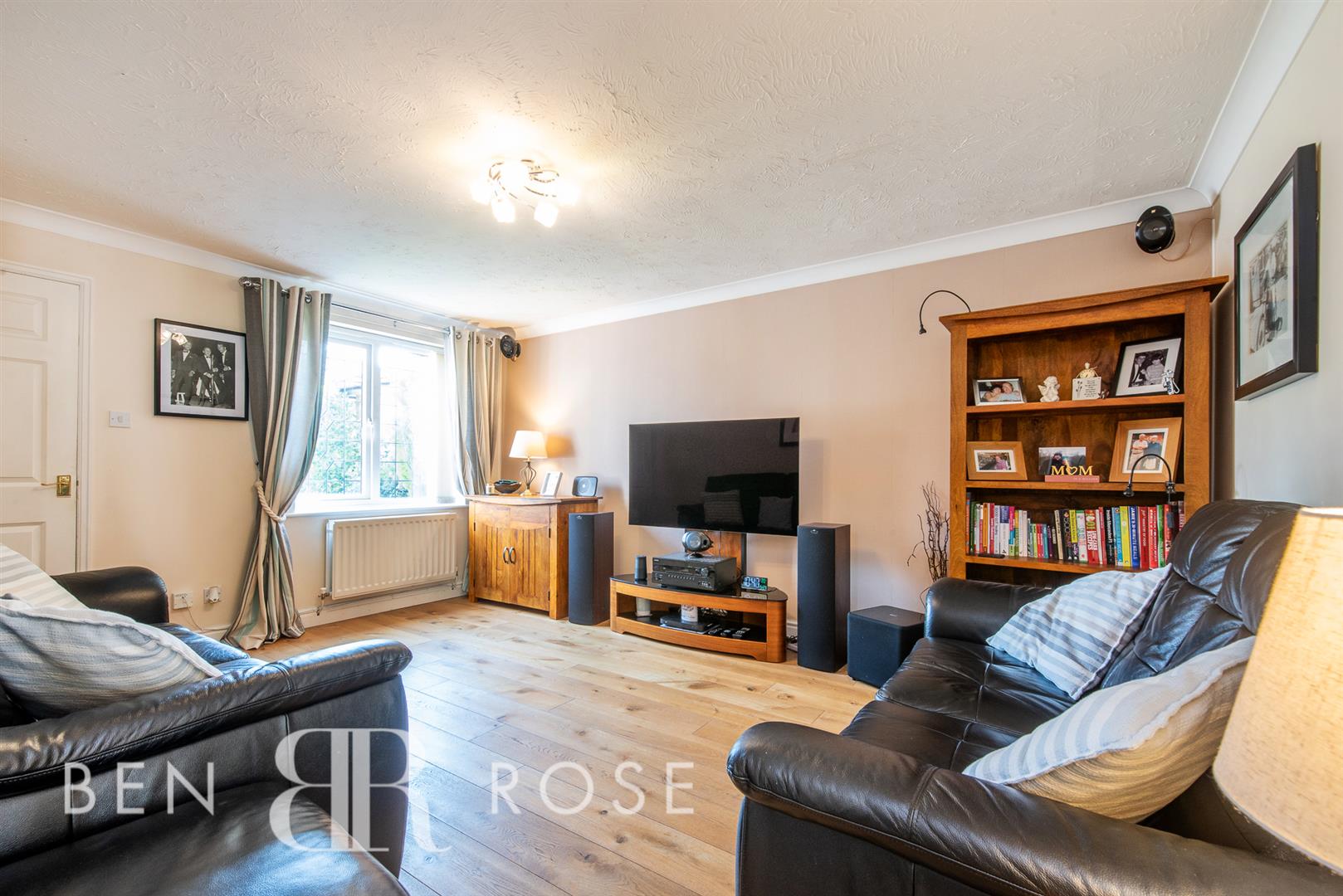 3 bed property in Fareham Close, Preston
